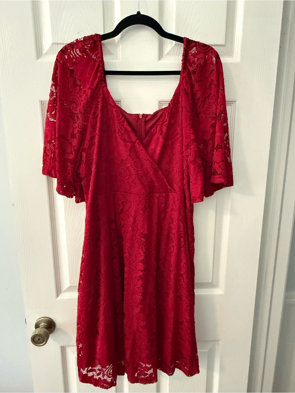 Woman’s formal sexy red dress sized 3x